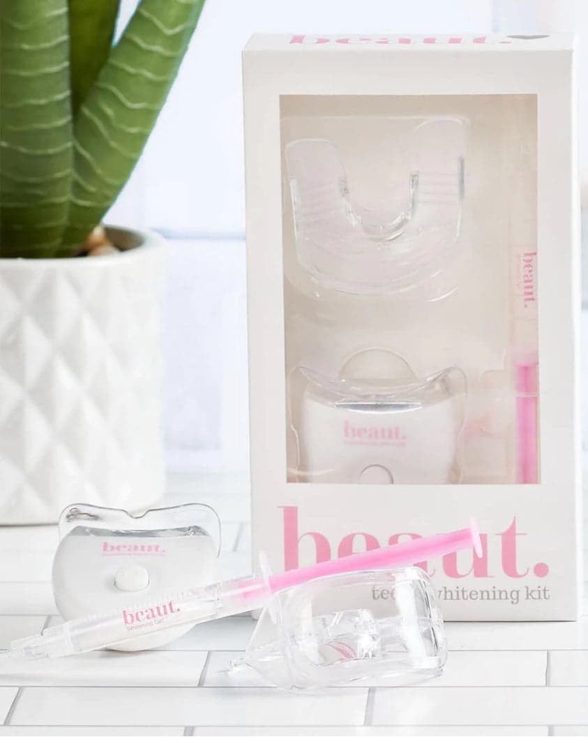 Beaute. The Original Glam Teeth Whitening Kit