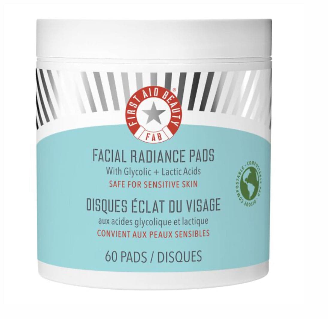 FIRST AID BEAUTY Facial Radiance Pads